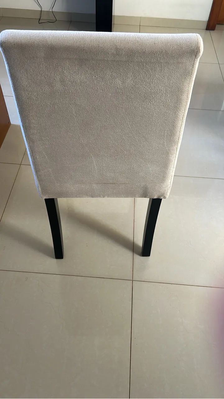mesa de vidro com dez cadeiras - Foto 4