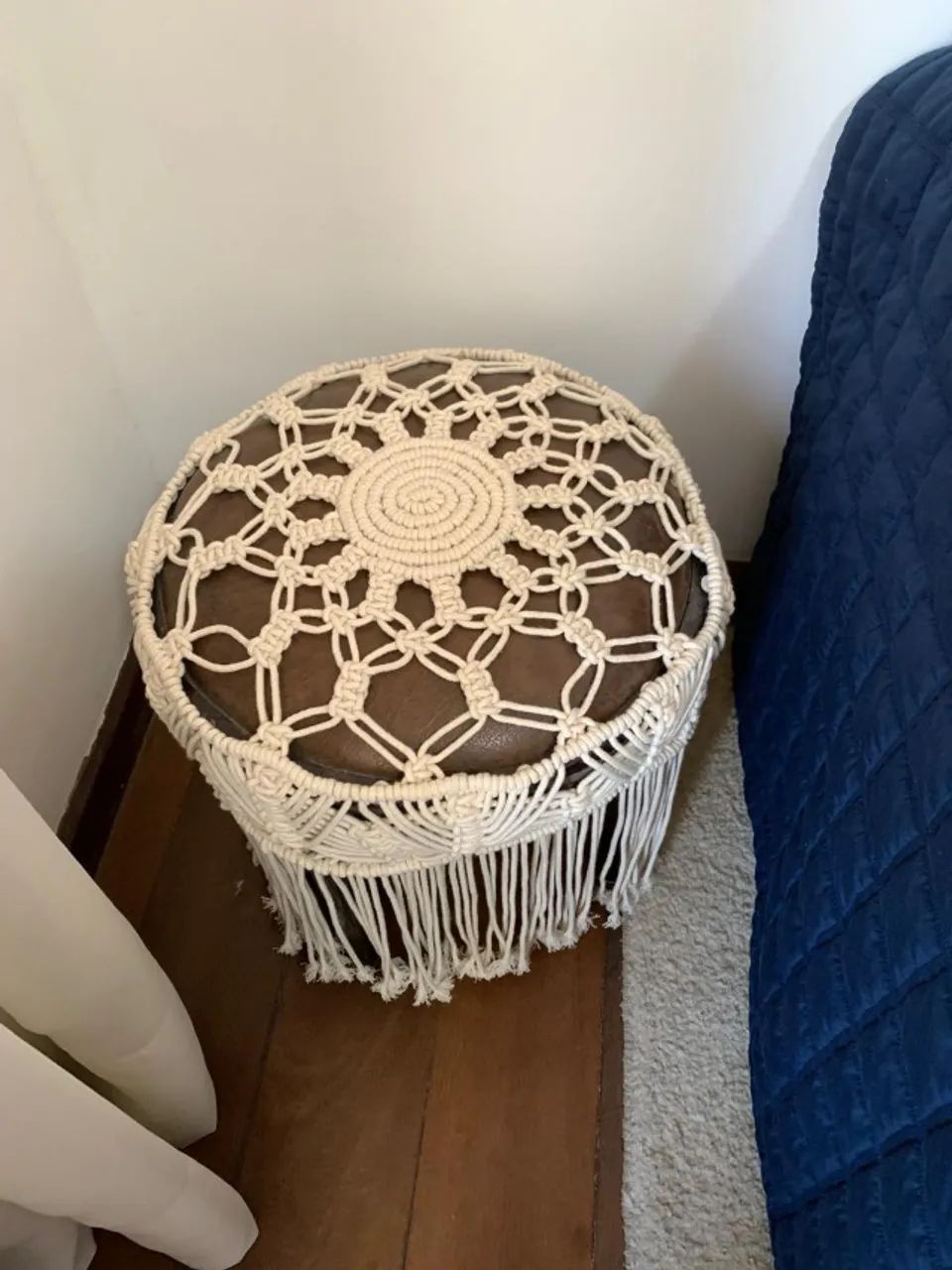 Banqueta com capa de Macramê - Foto 3
