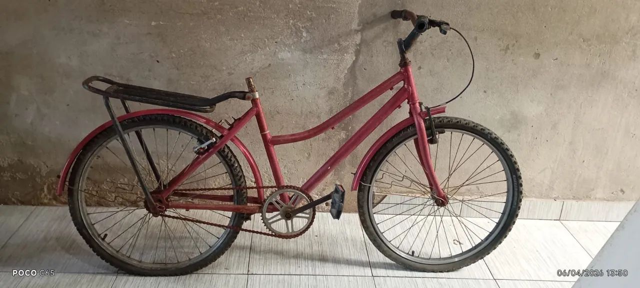 Bicicleta pneus reduzidos