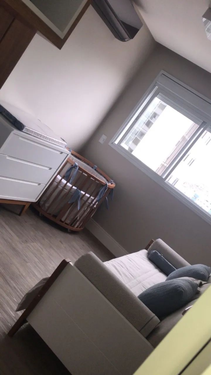 Kit Quarto bebê- Berço evolutivo, cama auxiliar e cômoda - Foto 2