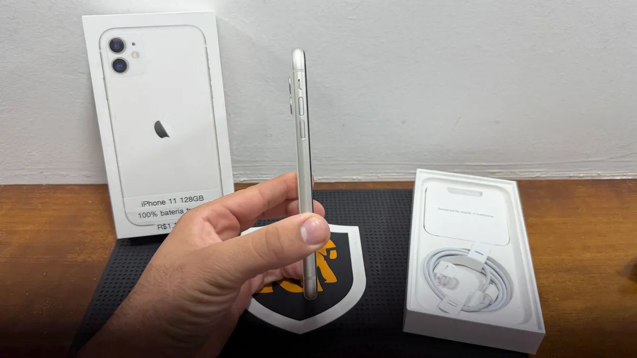 Iphone 11 128GB branco  - Foto 3