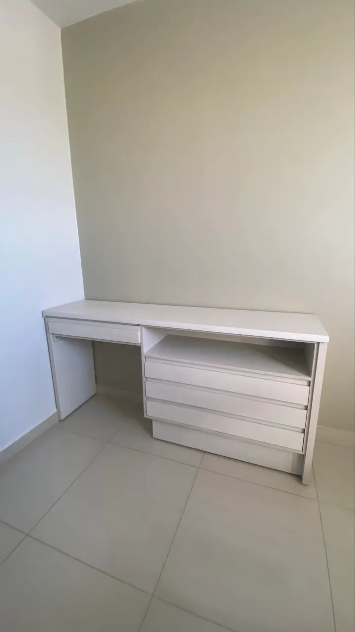 Escrivaninha em MDF