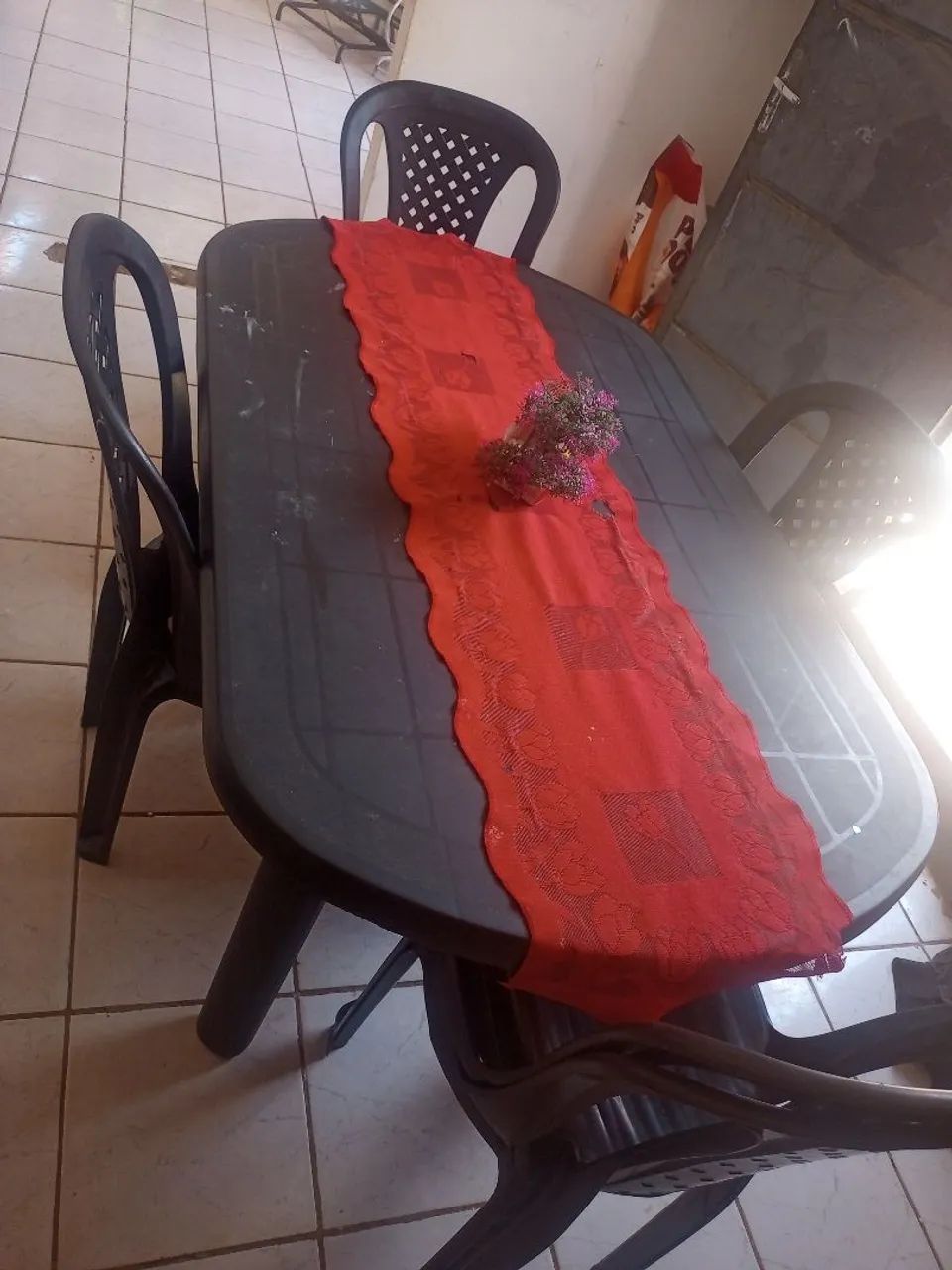 mesa com 6 cadeiras