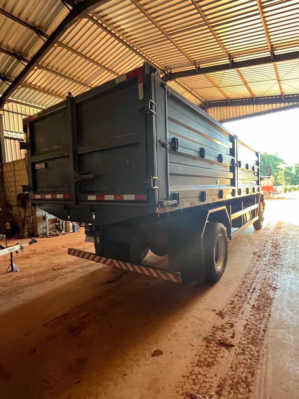 Ford Cargo 1717e  - Foto 2
