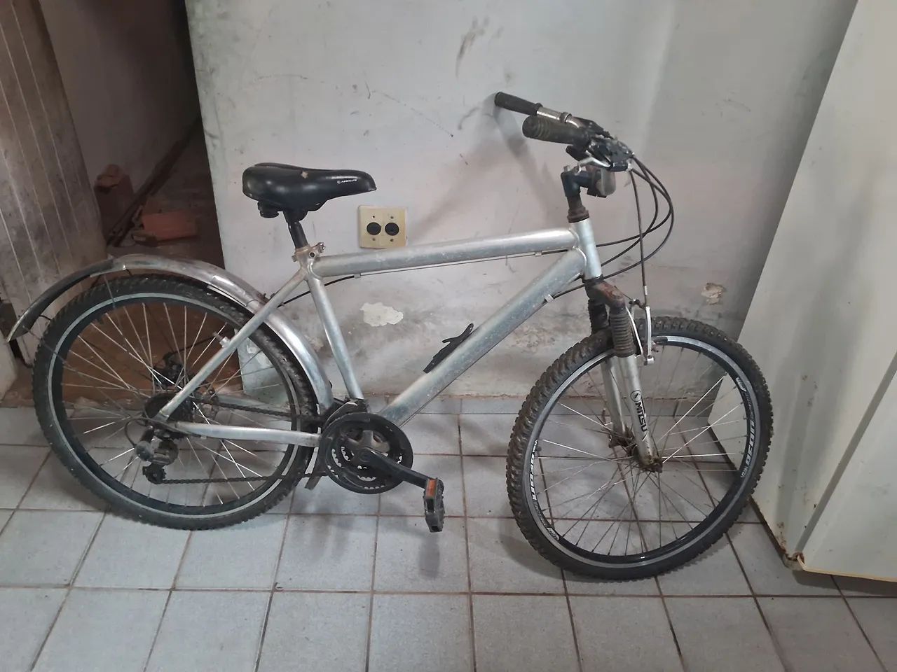 Bicicleta de alumínio 