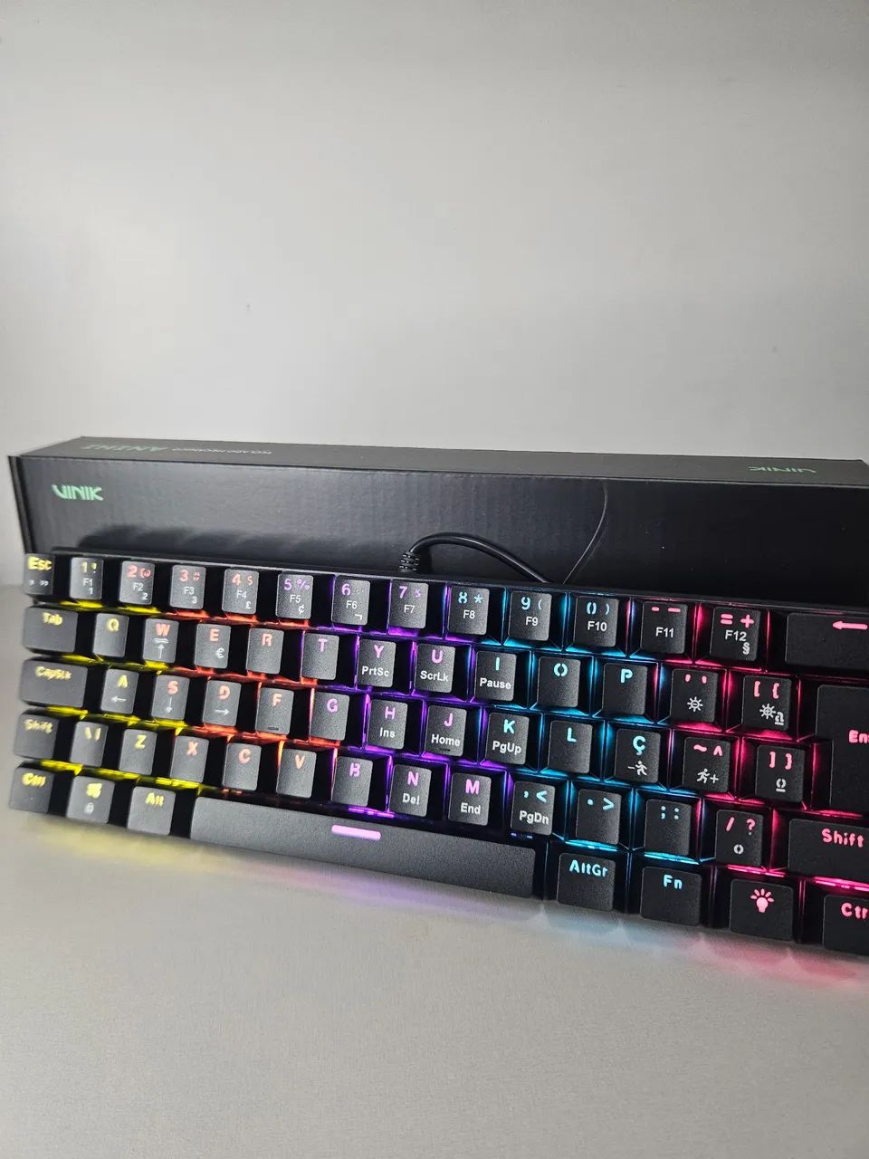 Teclado Mecânico Gamer 60% Switch Red e Blue