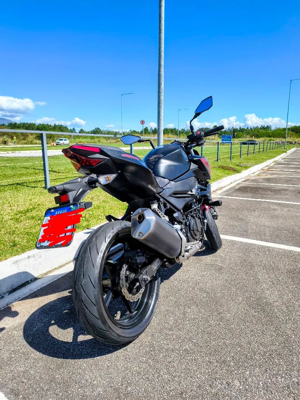 Kawasaki Z400 2020 - Foto 5