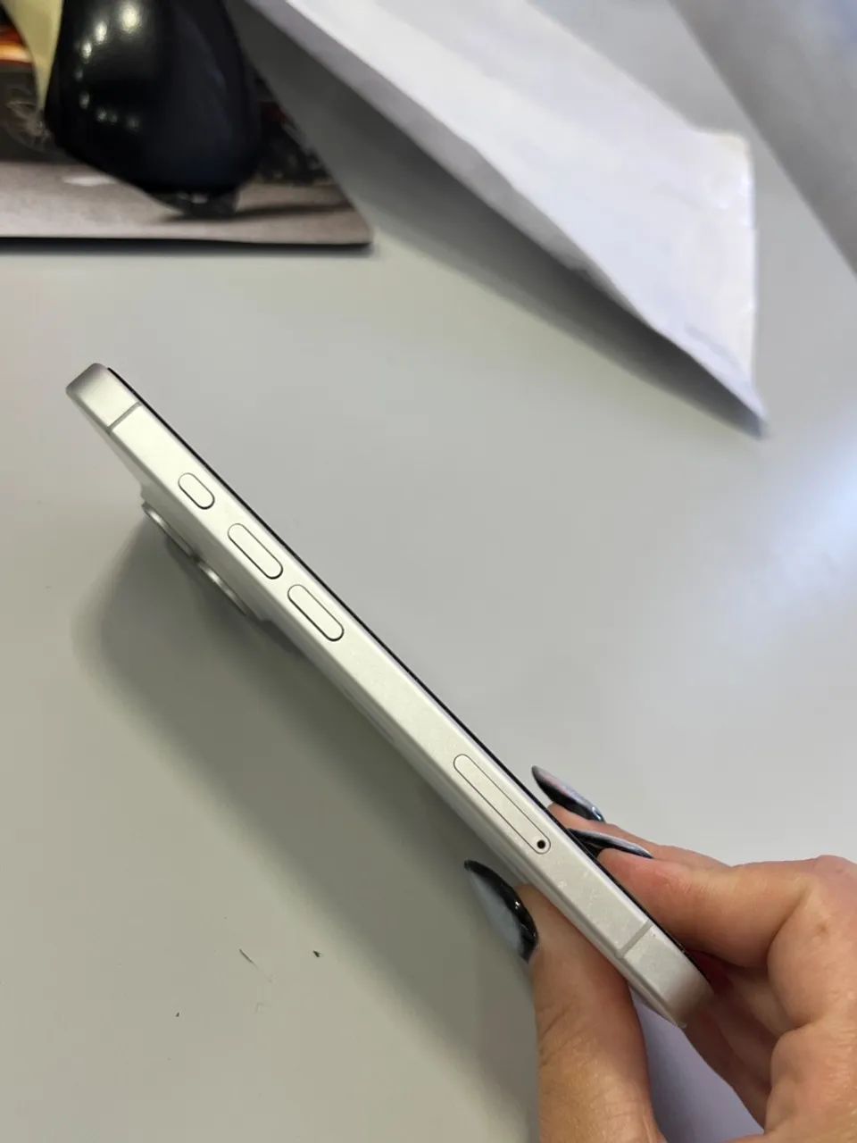 iPhone 16  - Foto 2