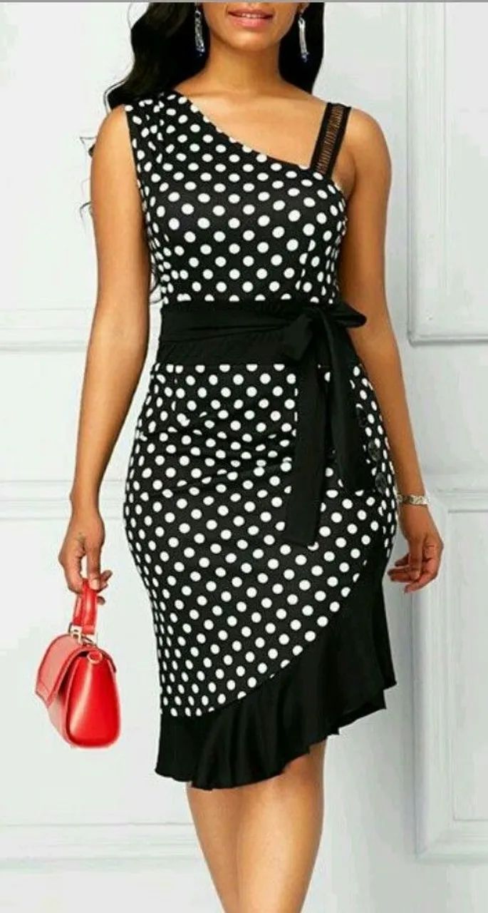 Vestido de bolinha anos 60