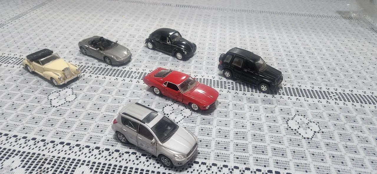 Diversos modelos de miniaturas metálicas - Foto 3
