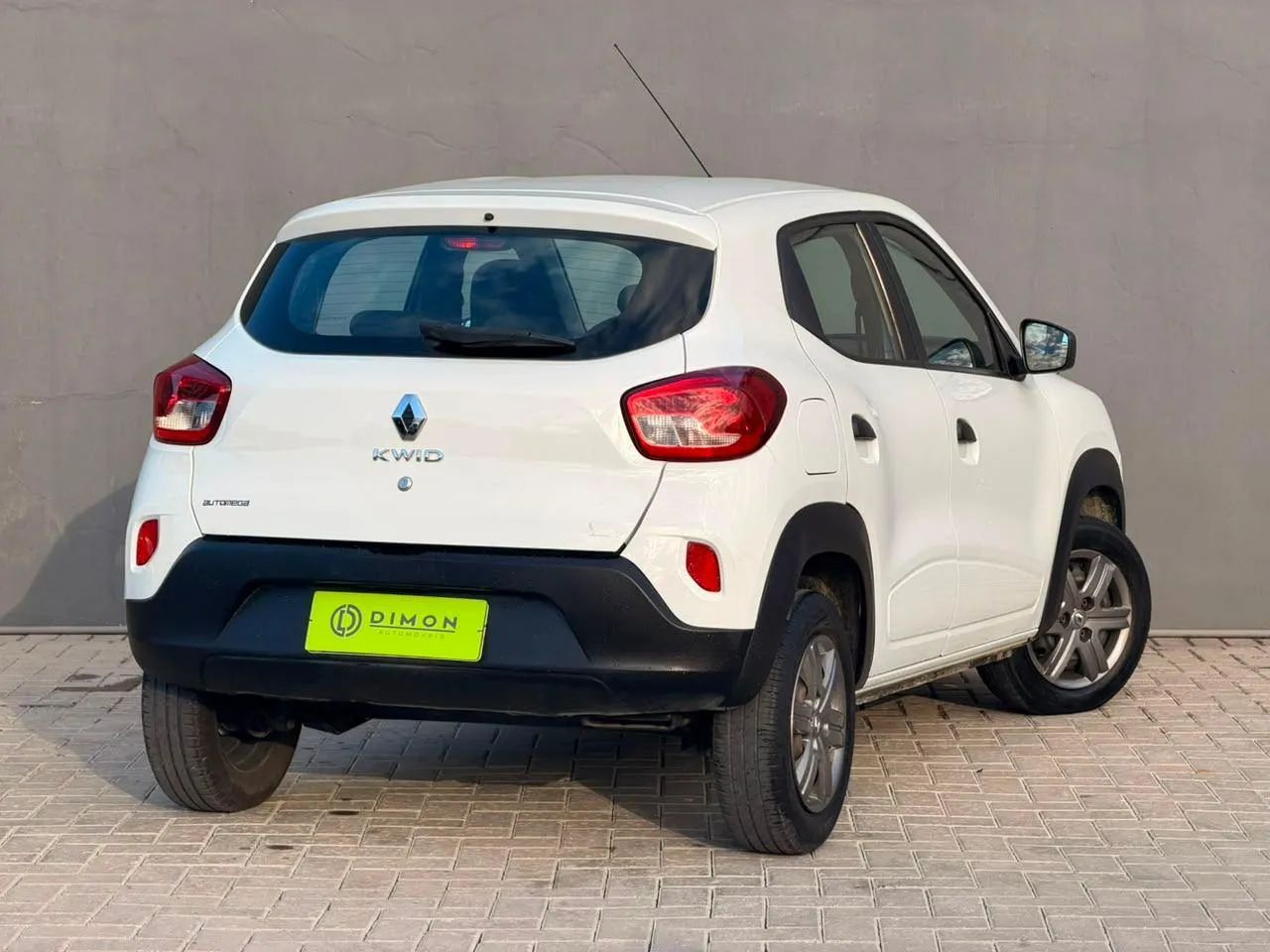 Renault Kwid Zen 1.0 Flex 12V 5P Mec. 2023 - Foto 4