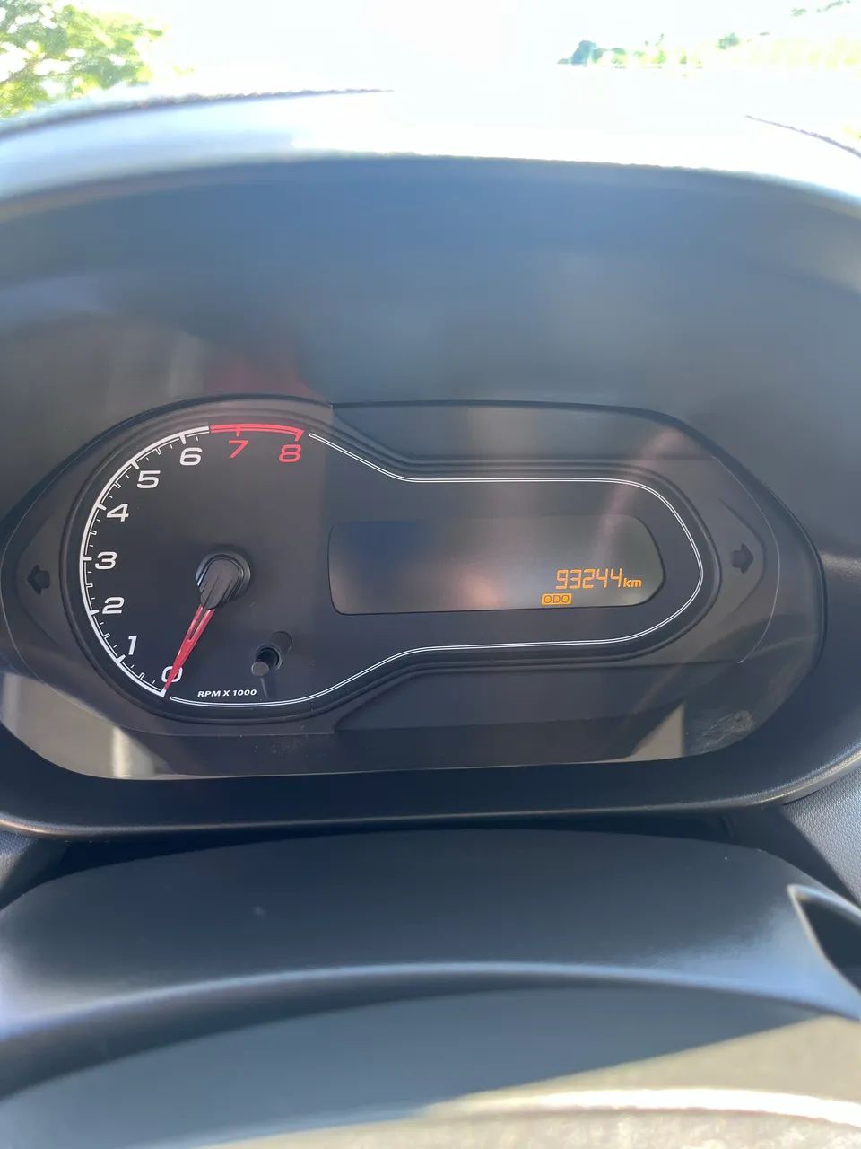 Chevrolet Onix JOY Hatch 1.0 8V Flex Mec. 4P 2019 - Foto 5