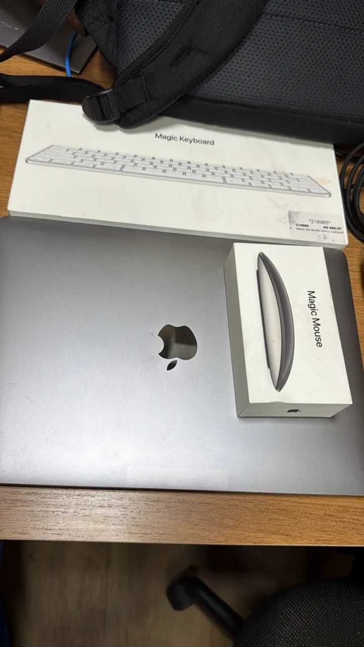 MacBook Pro 2017 - R$ 3.200 - teclado e mouse Apple  - Foto 2