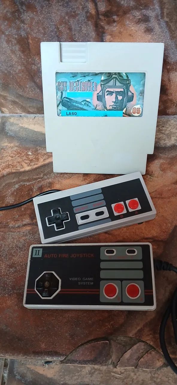Bit System Dismac com 2 controles e jogo - Foto 4