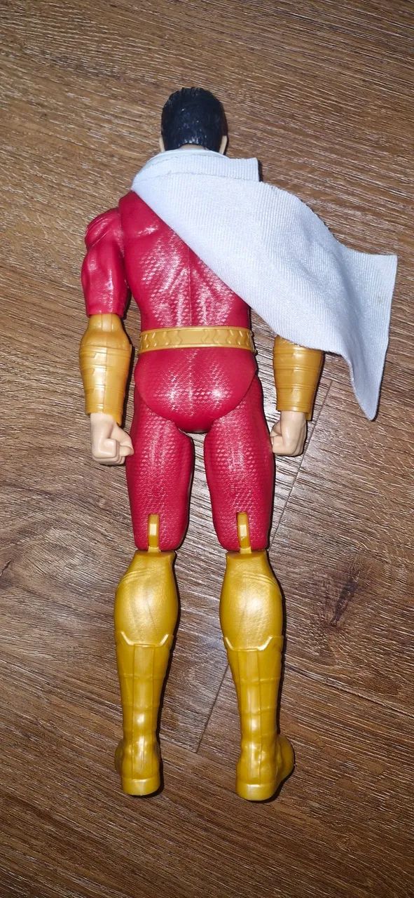boneco de ação do Shazam 30 cm - Foto 2