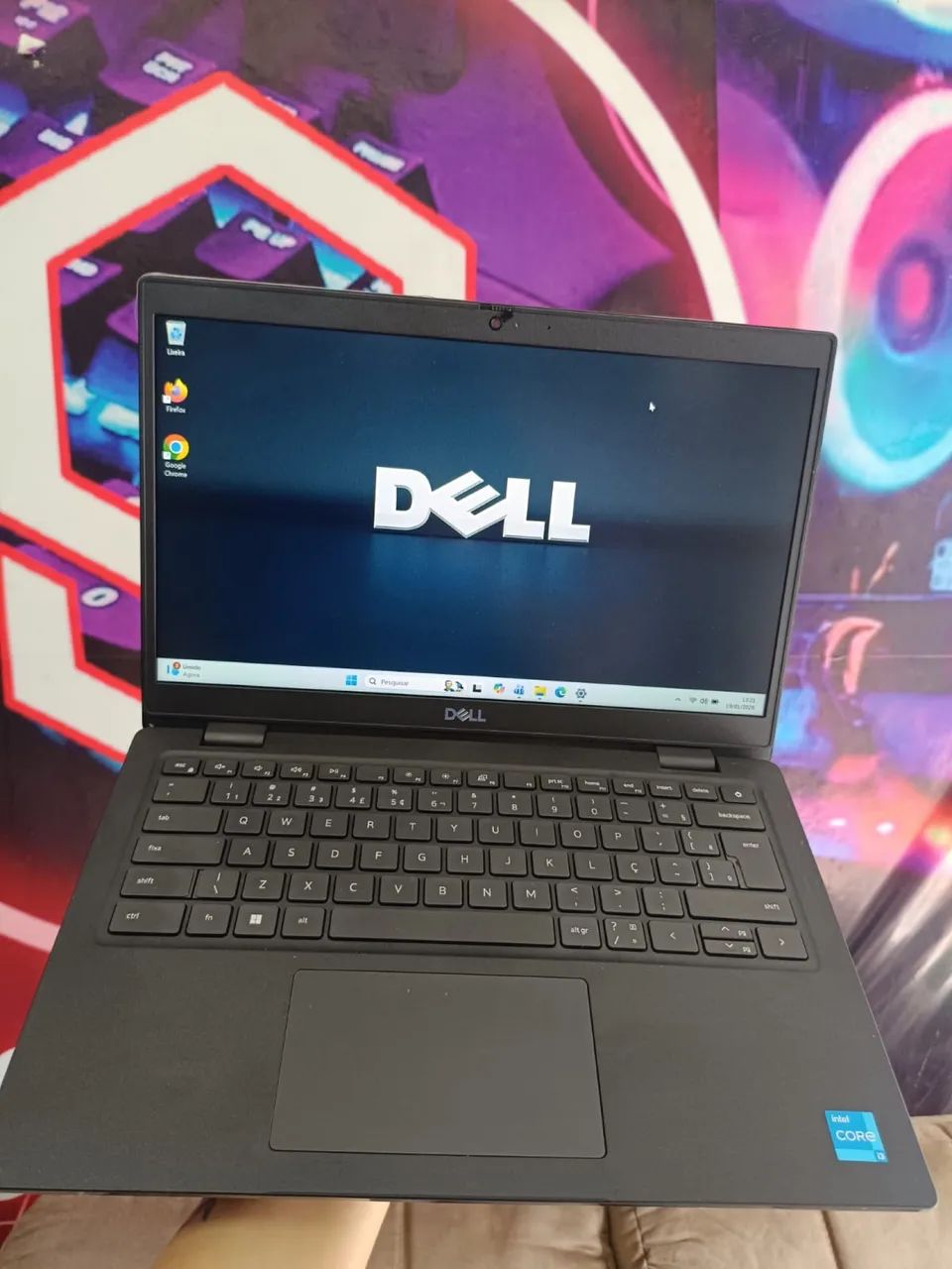 ? Potencialize sua produtividade com este Notebook Dell impecável!
