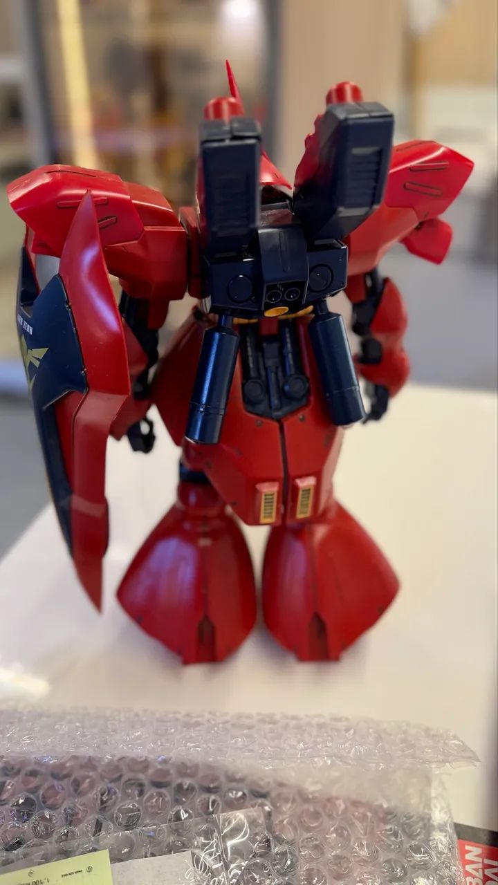 SAZABI - MG - Gundam - Foto 4