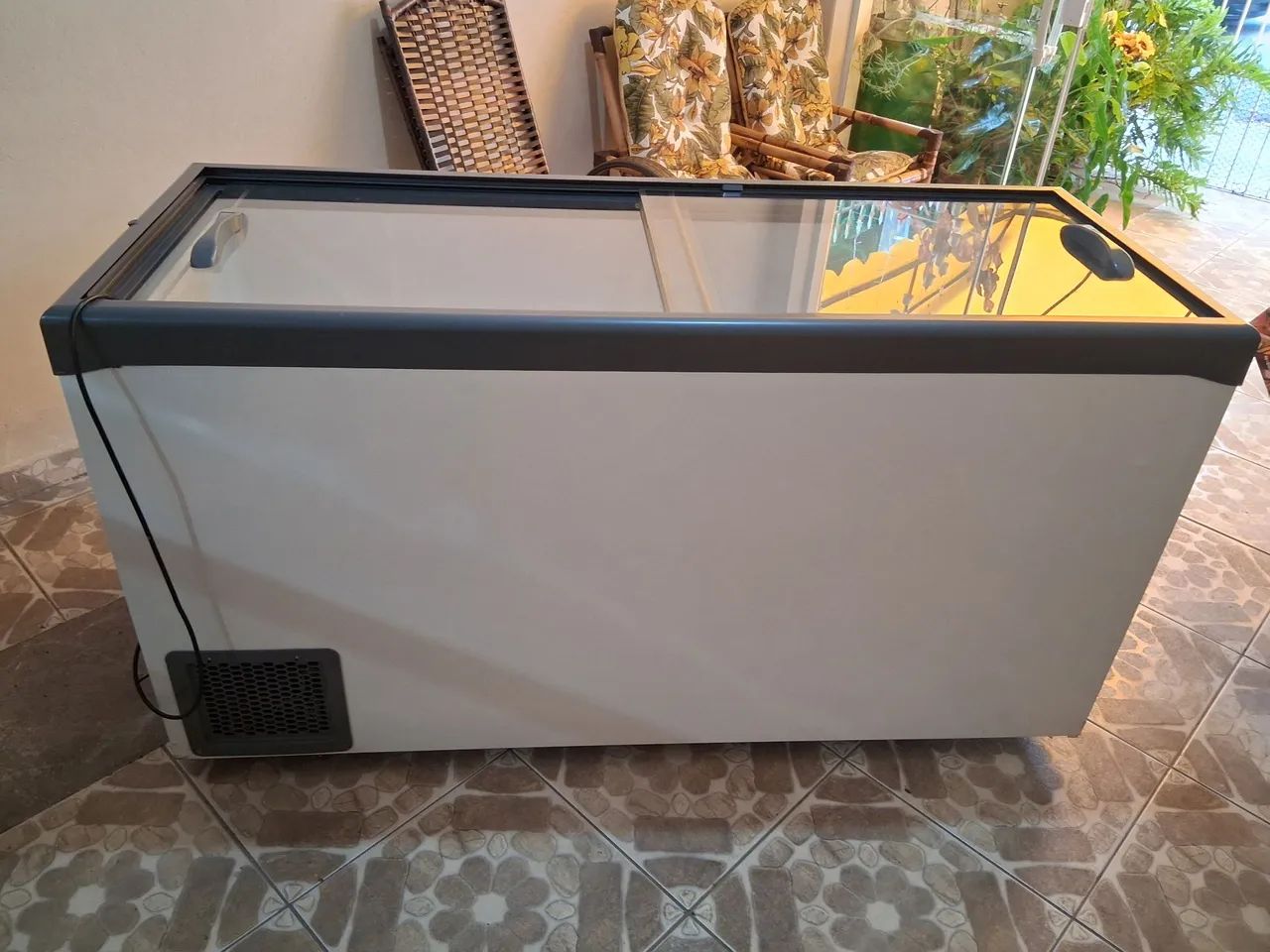 Freezer horizontal gelopar 534 litros, 220v. - Foto 2