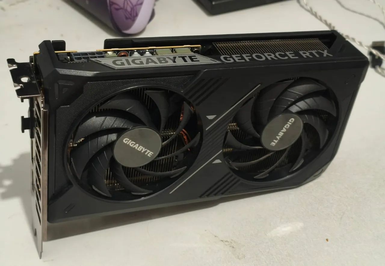 RTX5060 8GB  - Foto 2