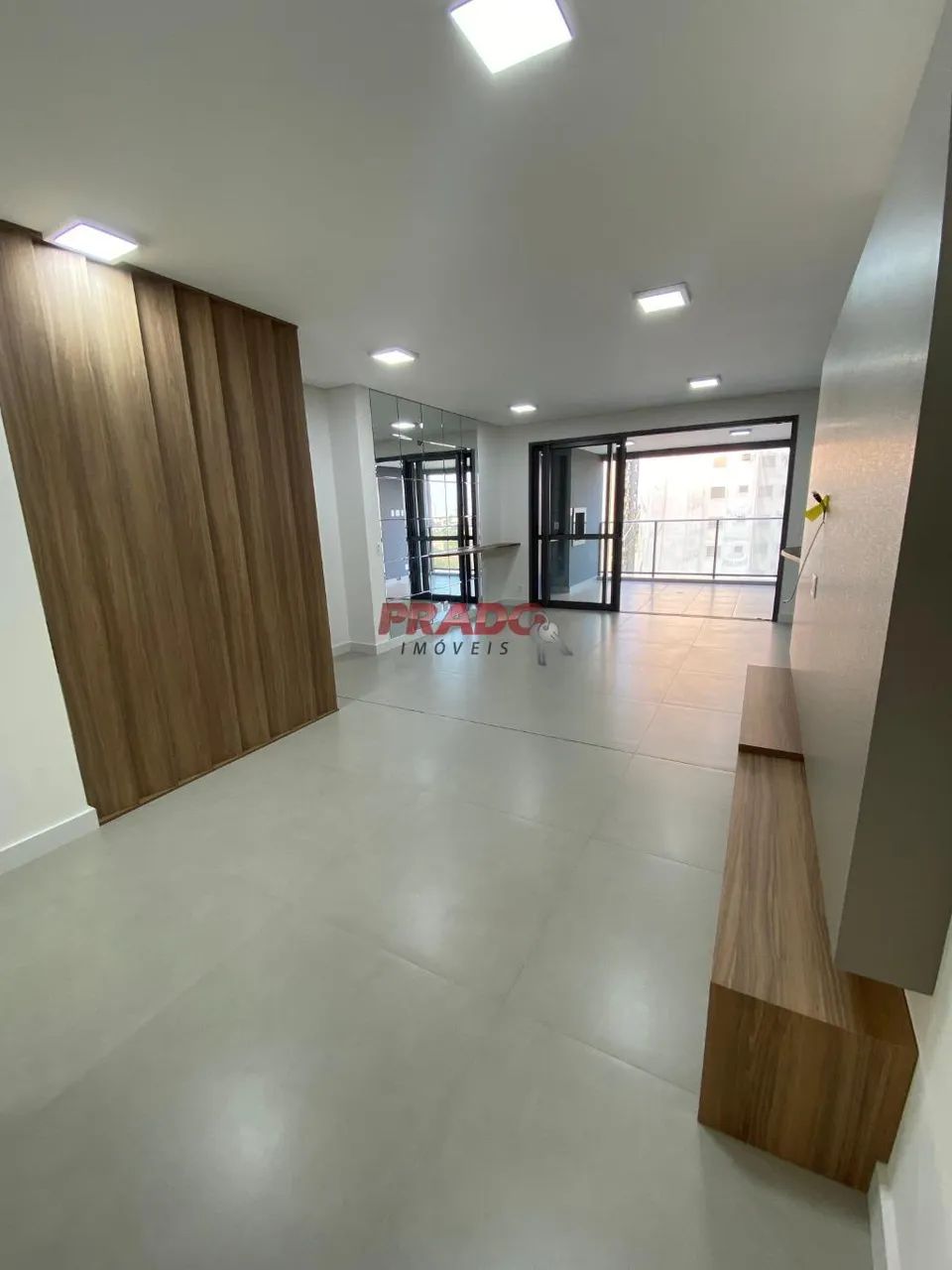 Apartamento para alugar em Maringá, Zona 03, com 3 quartos, com 119 m², EDIFÍCIO SERENITY - Foto 4