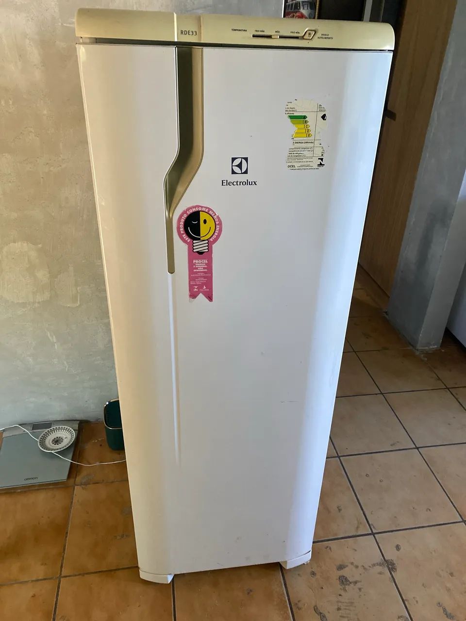 GELADEIRA ELECTROLUX(PRECISA DE CONSERTO) - Foto 2