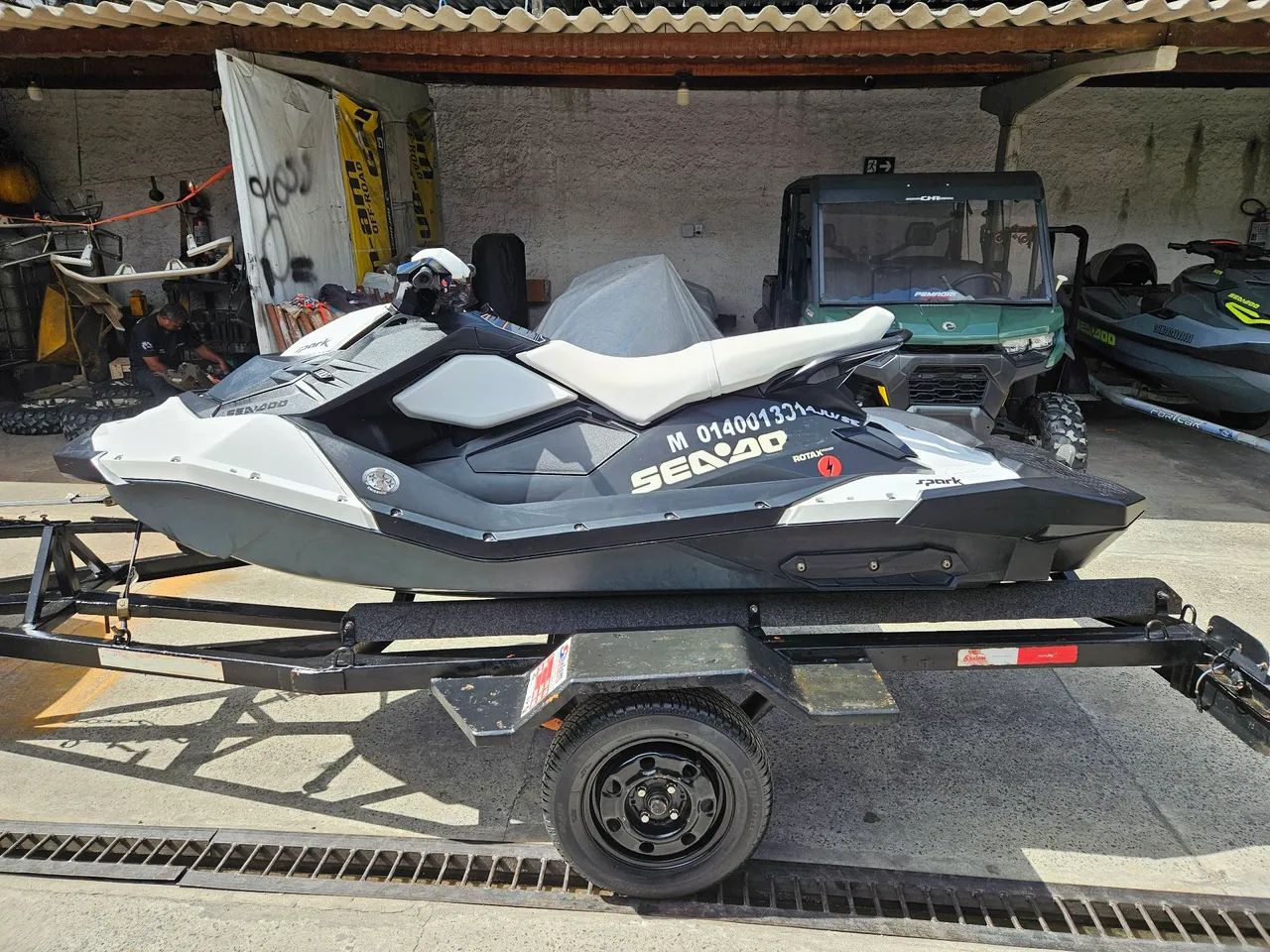 Jetski seadoo Spark 90hp 3 lugares  - Foto 2