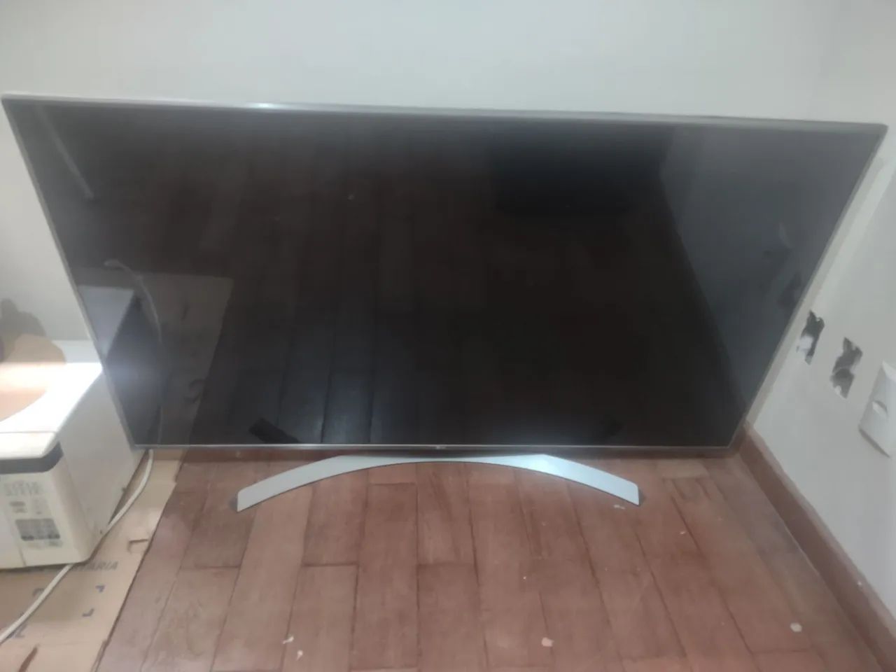 Tv LG 55 4k com tela quebrada  - Foto 5