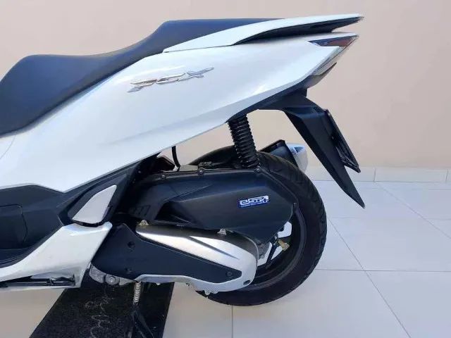 Honda PCX DLX 160   2024  FILÉ  - Foto 3