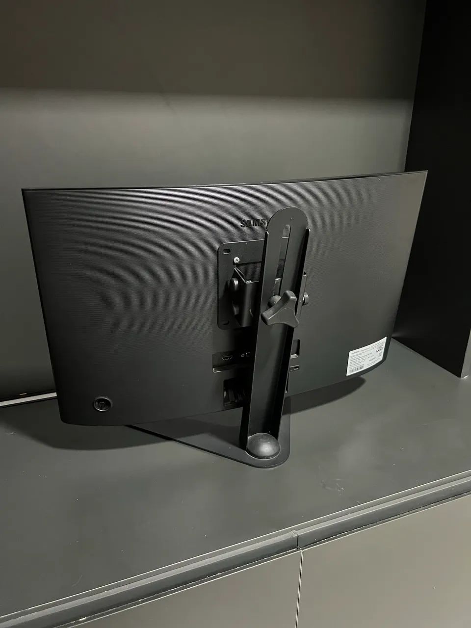Monitor Samsung Curvo 24 Full HD - Foto 4