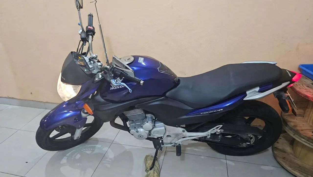 Vendo CB300