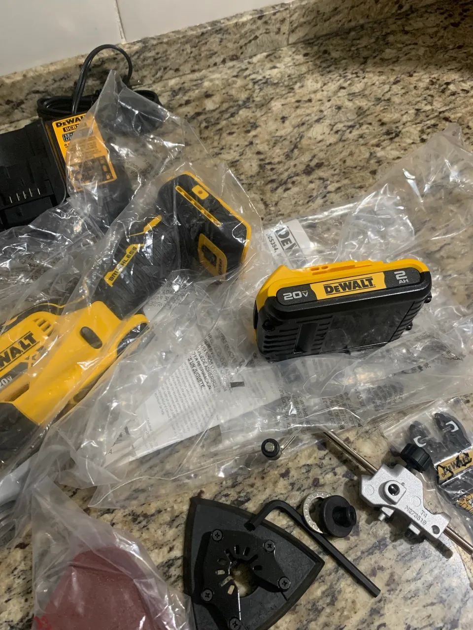 Multifuncional DeWalt DCS356D1 completa - LEIA  - Foto 4