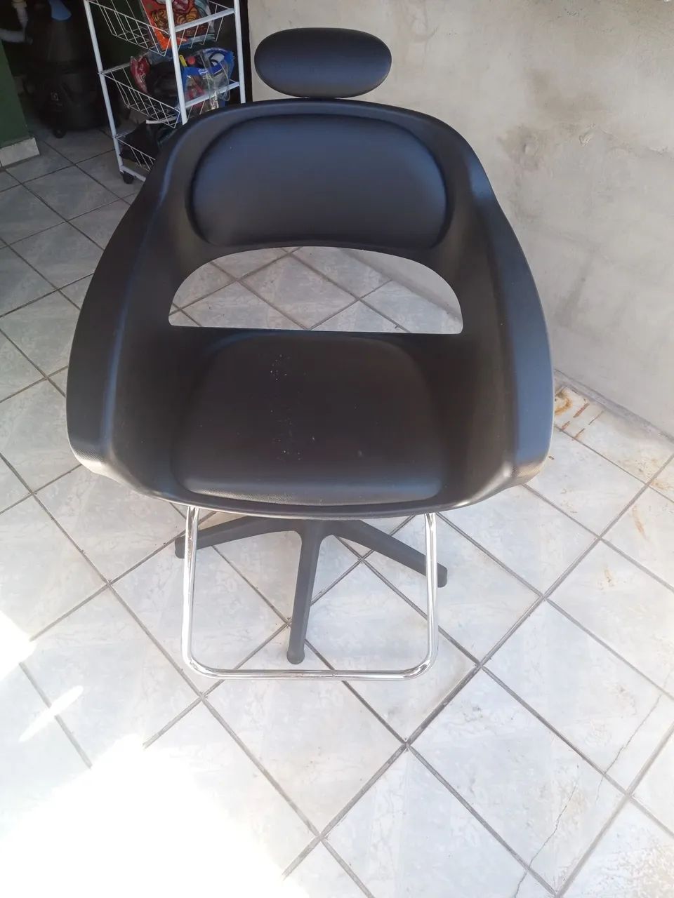 Cadeira de cabeleireiro e lavatório de cabeleireiro  - Foto 5