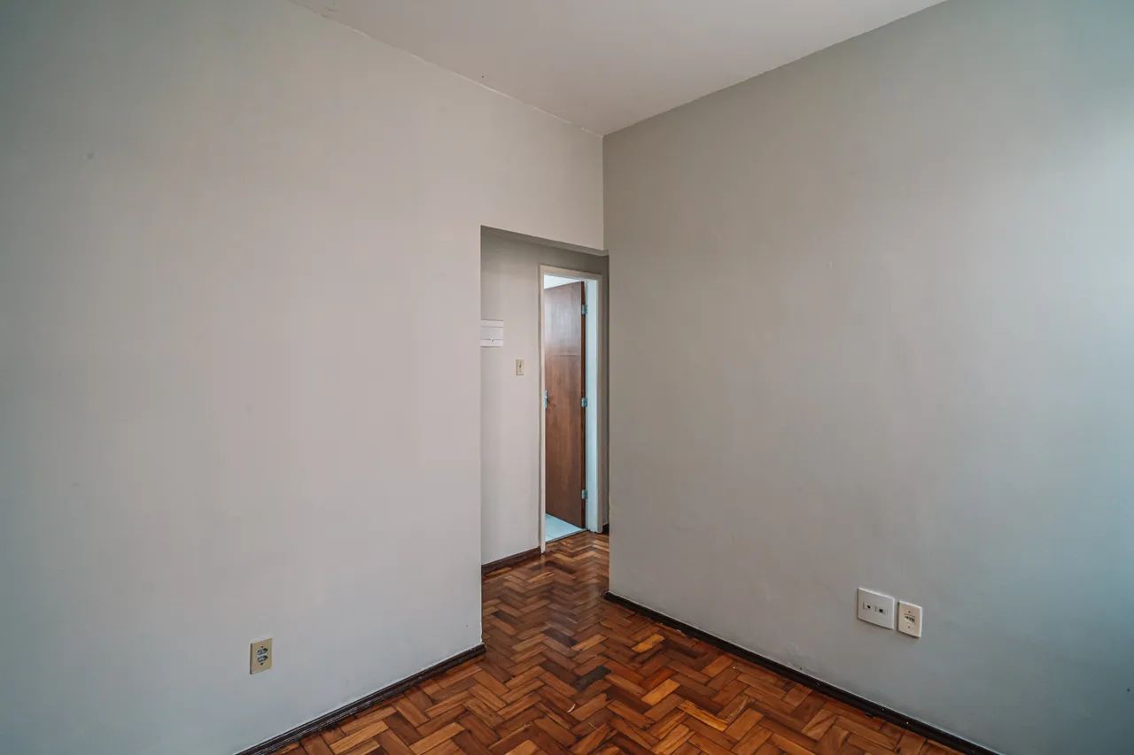 Apartamento na Rua Oswaldo Aranha em São Mateus com 2 quartos e área externa - Foto 2