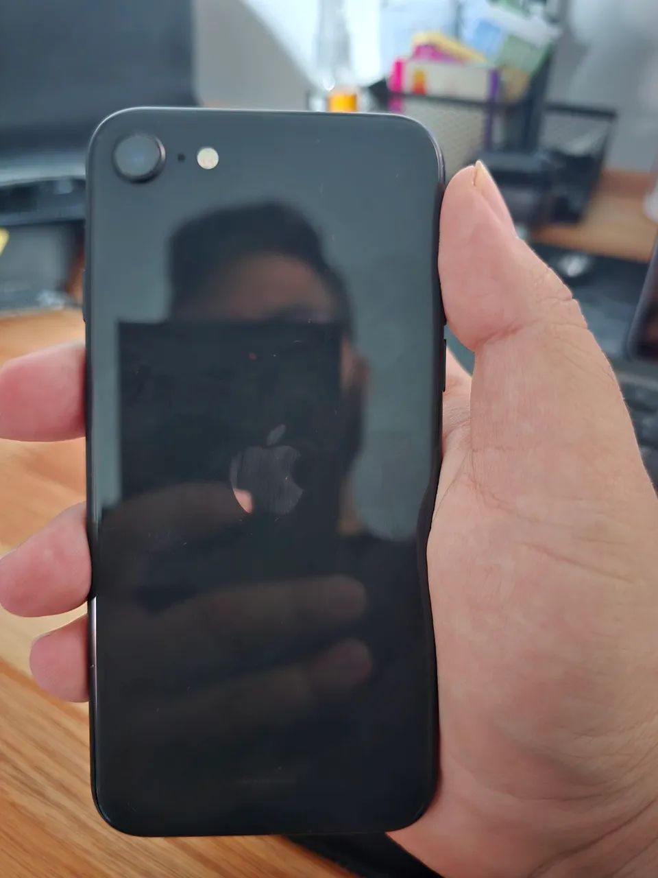 Iphone SE 2020 - celular secundário - Foto 2