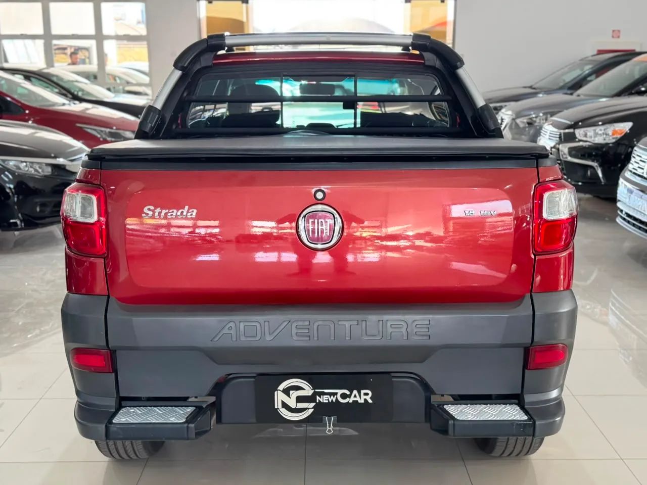 Fiat Strada Adv.1.8 16V Dualogic Flex CD 2015 - Foto 5