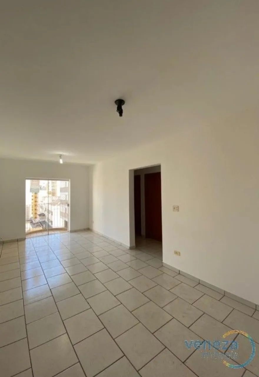 Apartamento à venda no Edifício Vania, Centro de Londrina - Foto 2