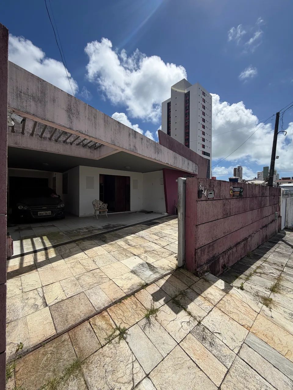 Alugo casa em Tambauzin