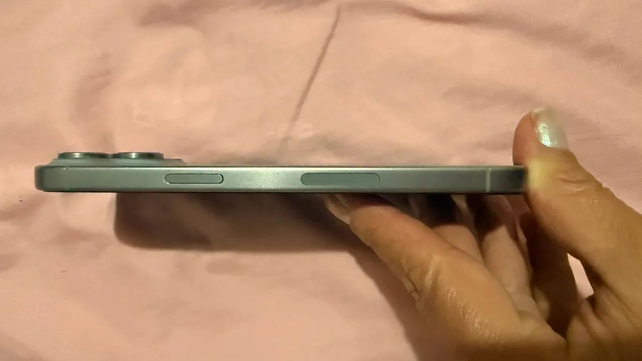 IPHONE 15 PRO MAX  - Foto 2