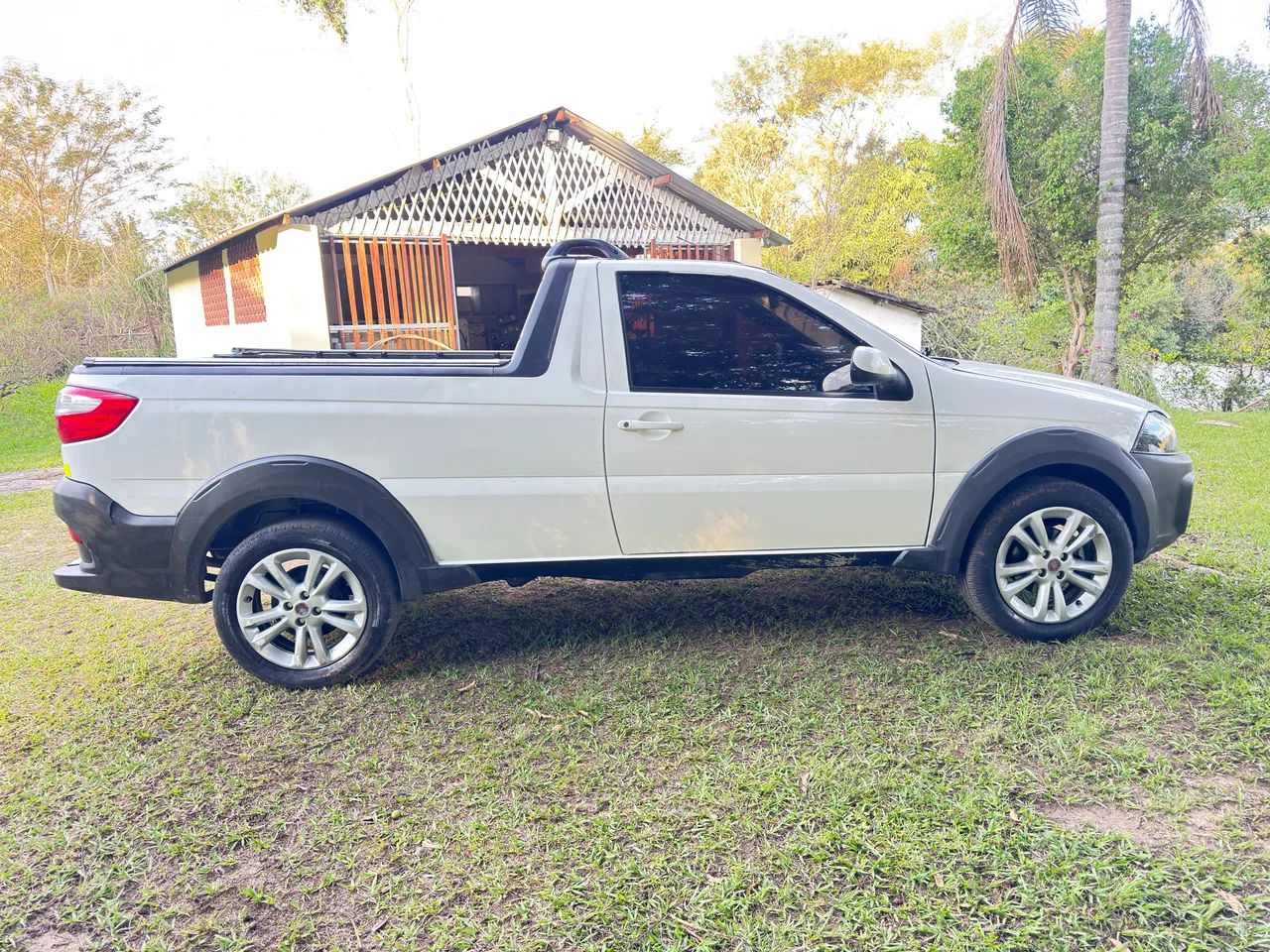 Fiat Strada Working Hard 1.4 Fire Flex 8V CS 2018 - Foto 2