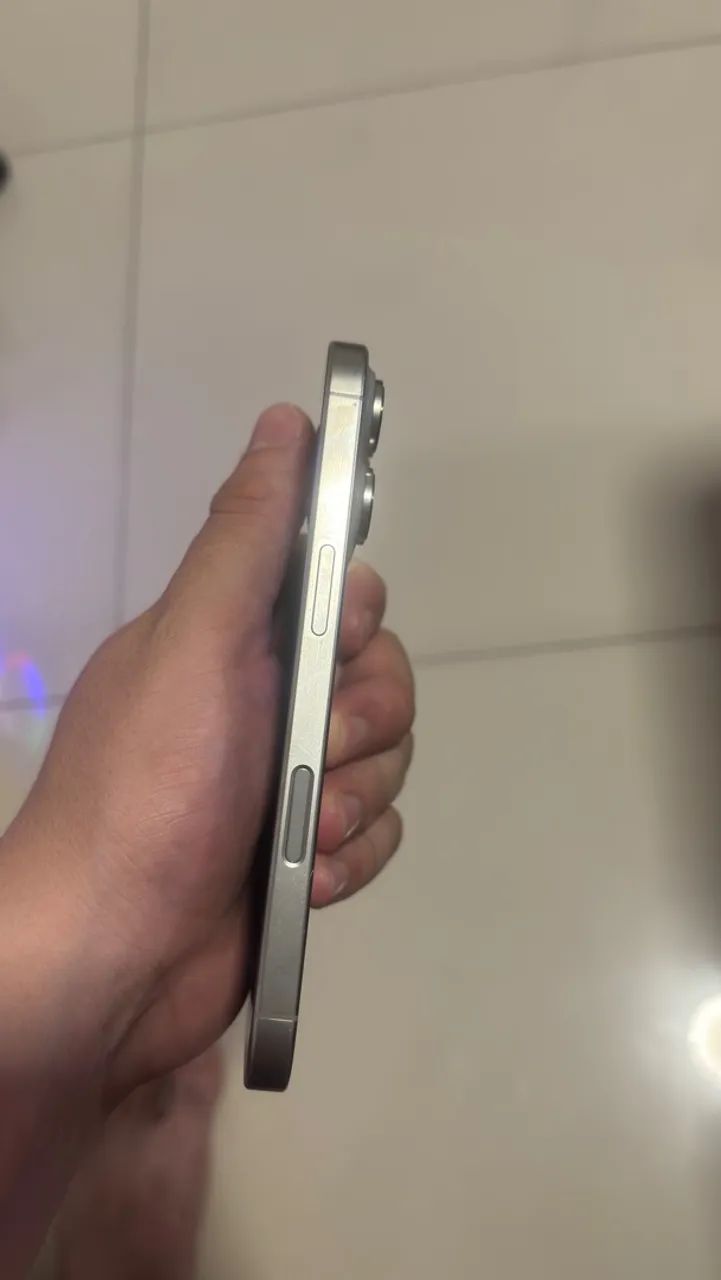 iPhone 16 Pro - Foto 4