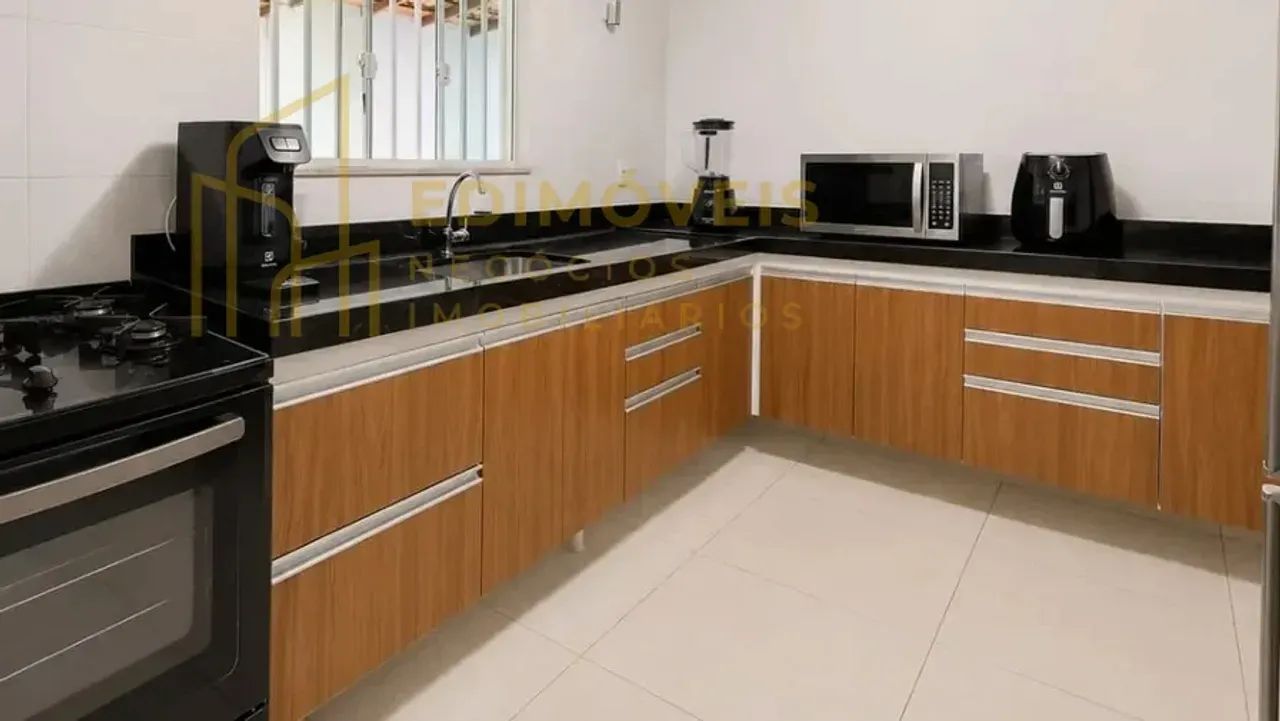 Moradia ideal: casa com 3 quartos e localização privilegiada em Serra! - Foto 3