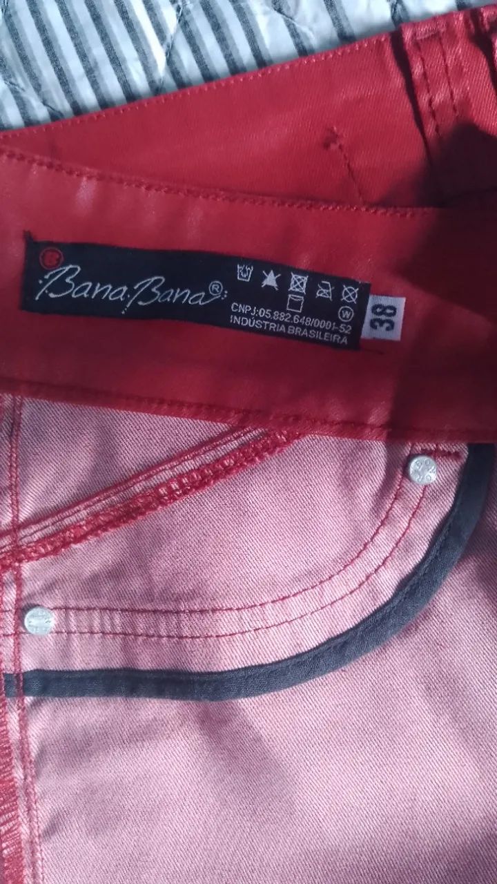 Calça vermelha nunca usada - Foto 2
