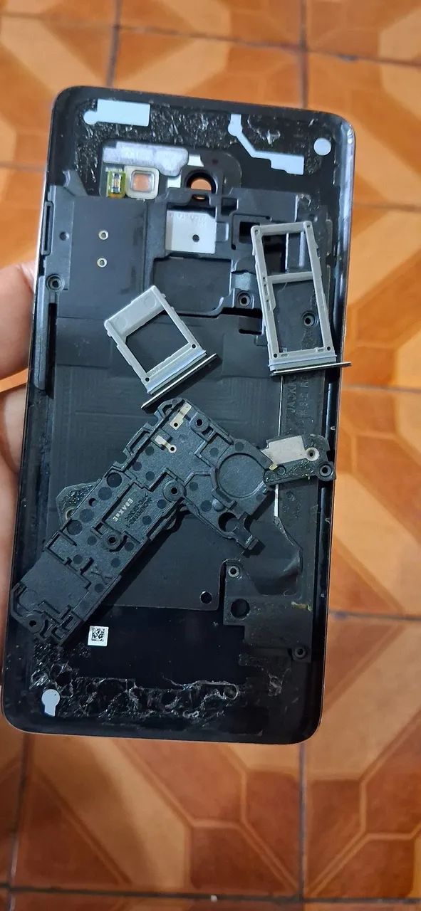 Vendo Samsung A08 para retirada de peças  - Foto 2