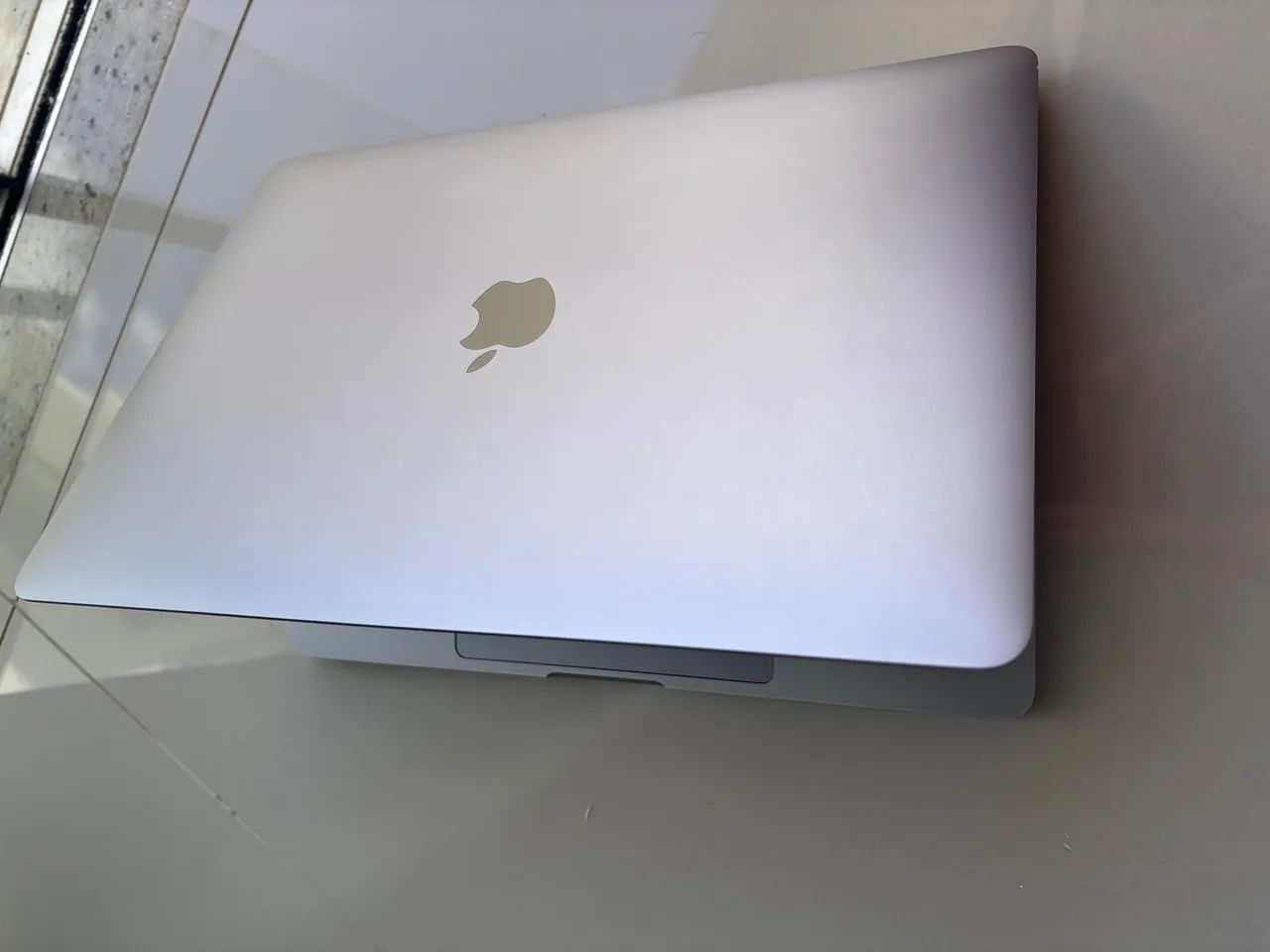 MacBook Pro 13? 2020 - i5 | 8GB RAM | SSD 256GB - Conservado