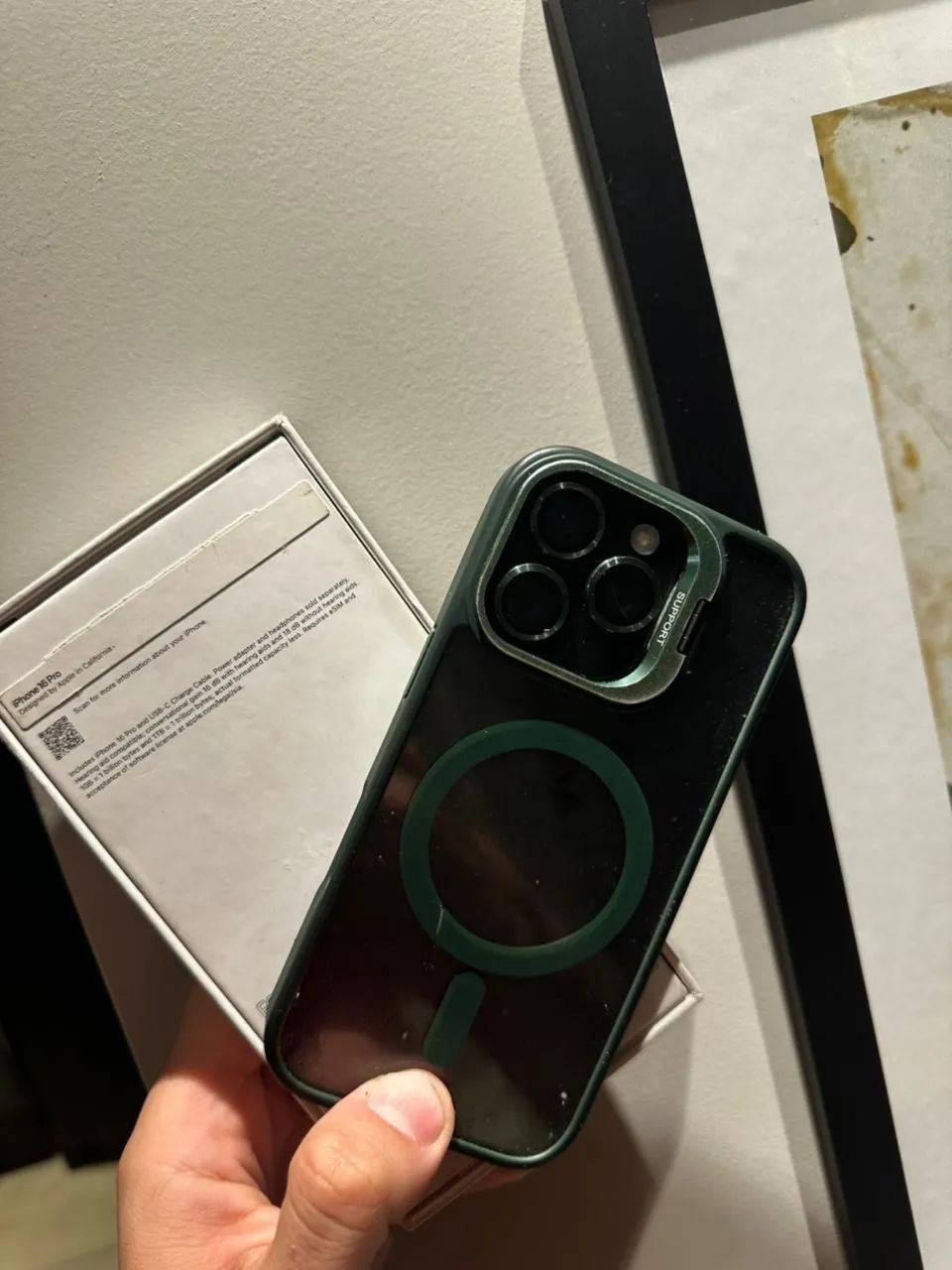 IPHONE 16 PRO PRETO C/ CAIXA  - Foto 3