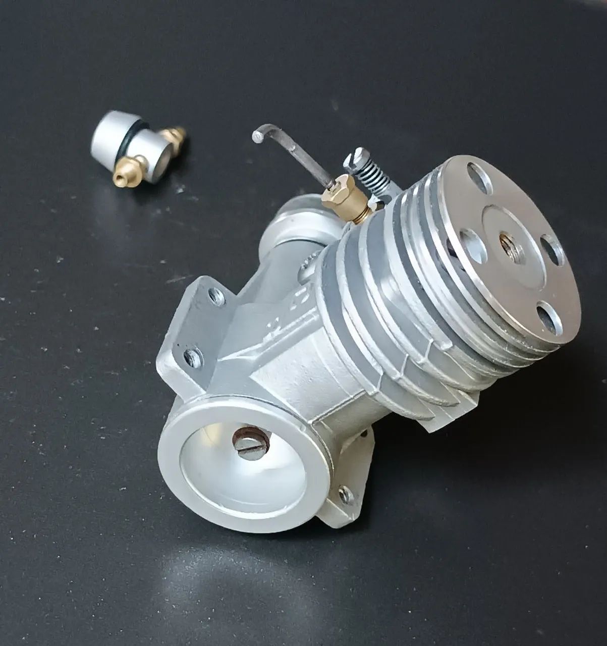 Motor aeromodelo CB25 nitro glow  - Foto 5