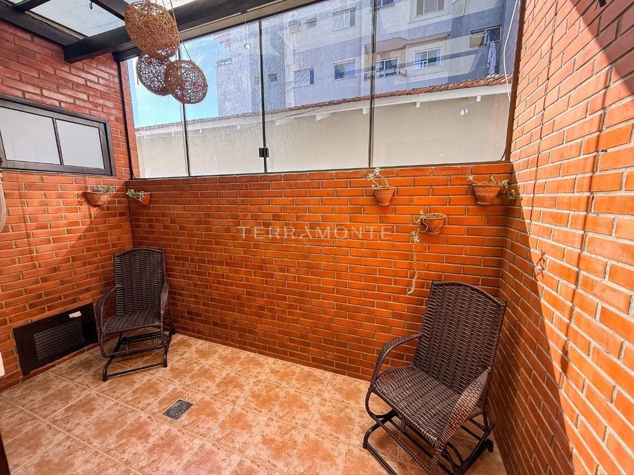 Linda casa com Piscina aquecida no coração da Vila Moema! - Foto 5