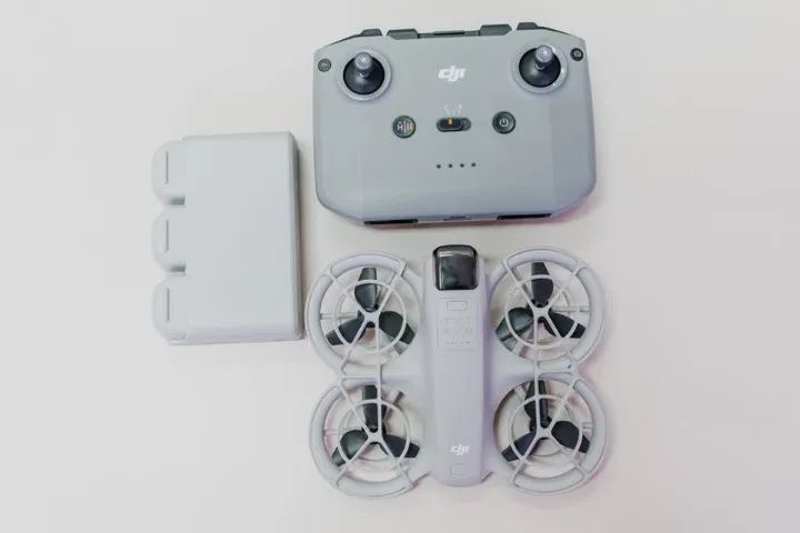 DJI NEO + CONTROLE + 3 BATERIAS