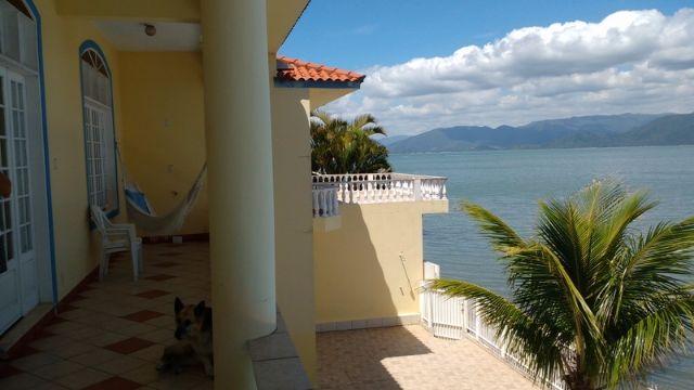 Linda casa na beira mar, pé na água, piscina, lancha, etc,em Florianópolis - Foto 4