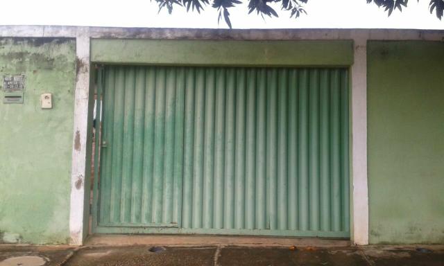 Oportunidade, Vendo casa na 405 norte com 2 kit net nos fundos